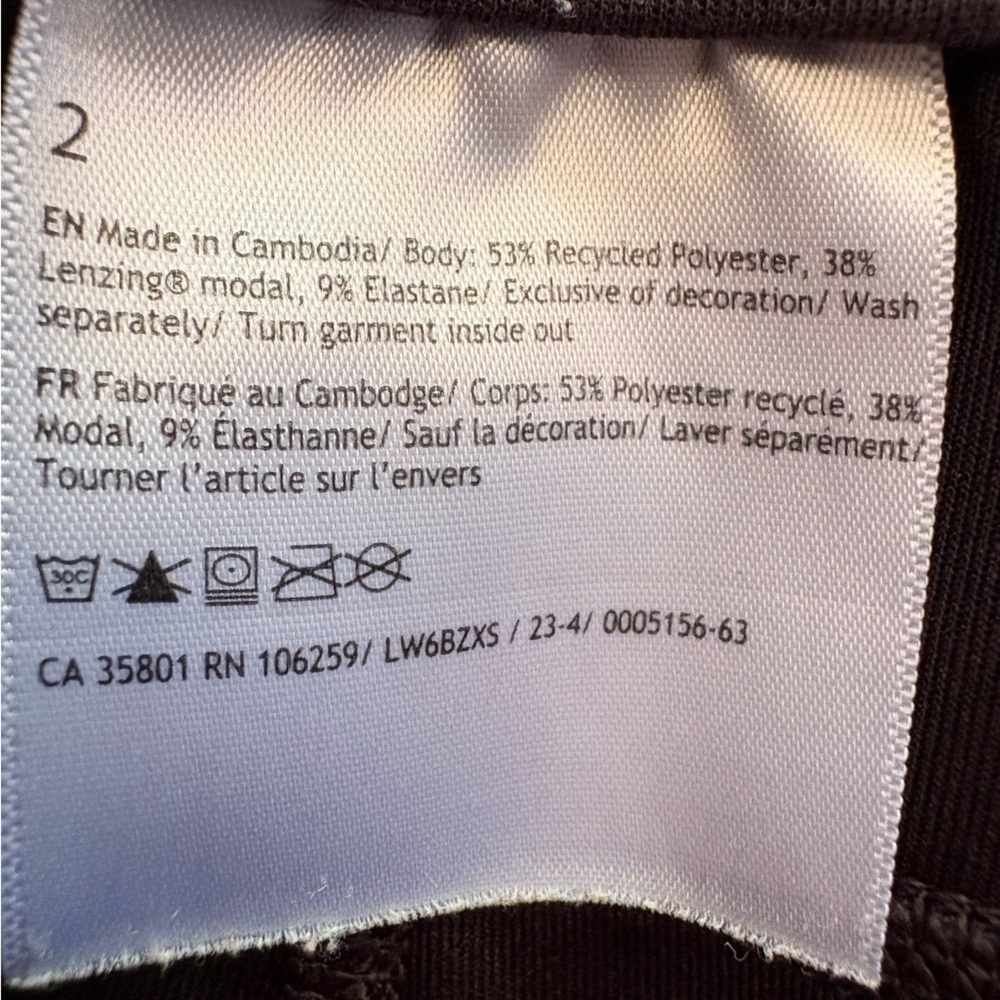 Lululemon Softstreme High-Rise Straight-Leg
Cropped Pant Utility navy Blue sz 2 - Picture 11 of 12